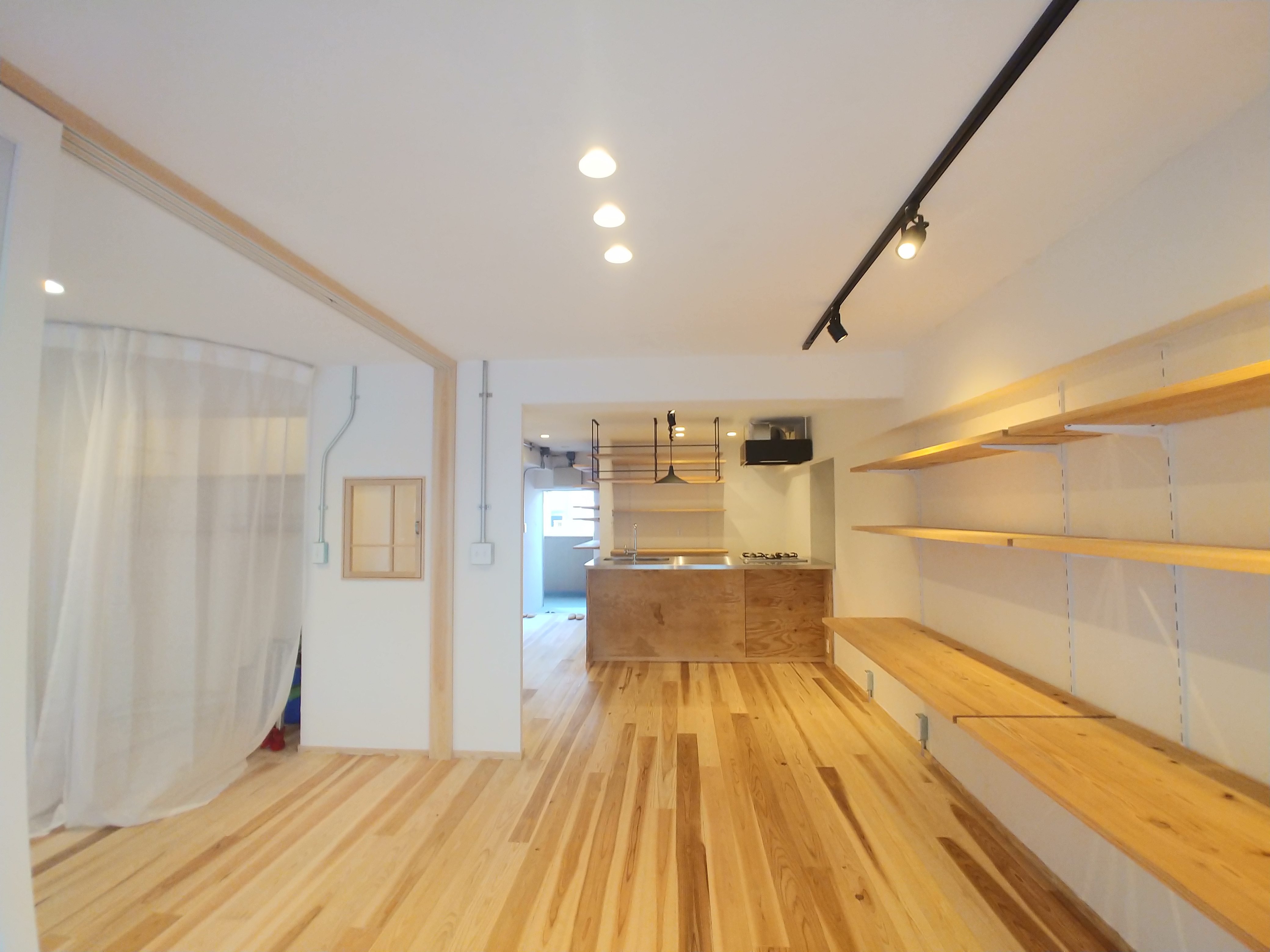 【自然素材が際立つ】西蒲田スカイハイツ